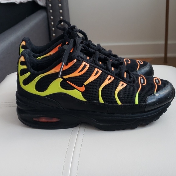 black and yellow air max 96